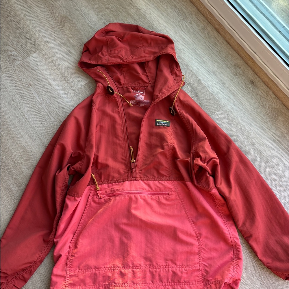 L.L. Bean Women’s Red Hooded Pullover Rain Anorak